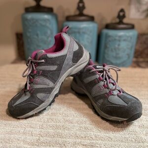 Clorts Hiking Athletic Shoes Gray / Pink Womens Size 8.5